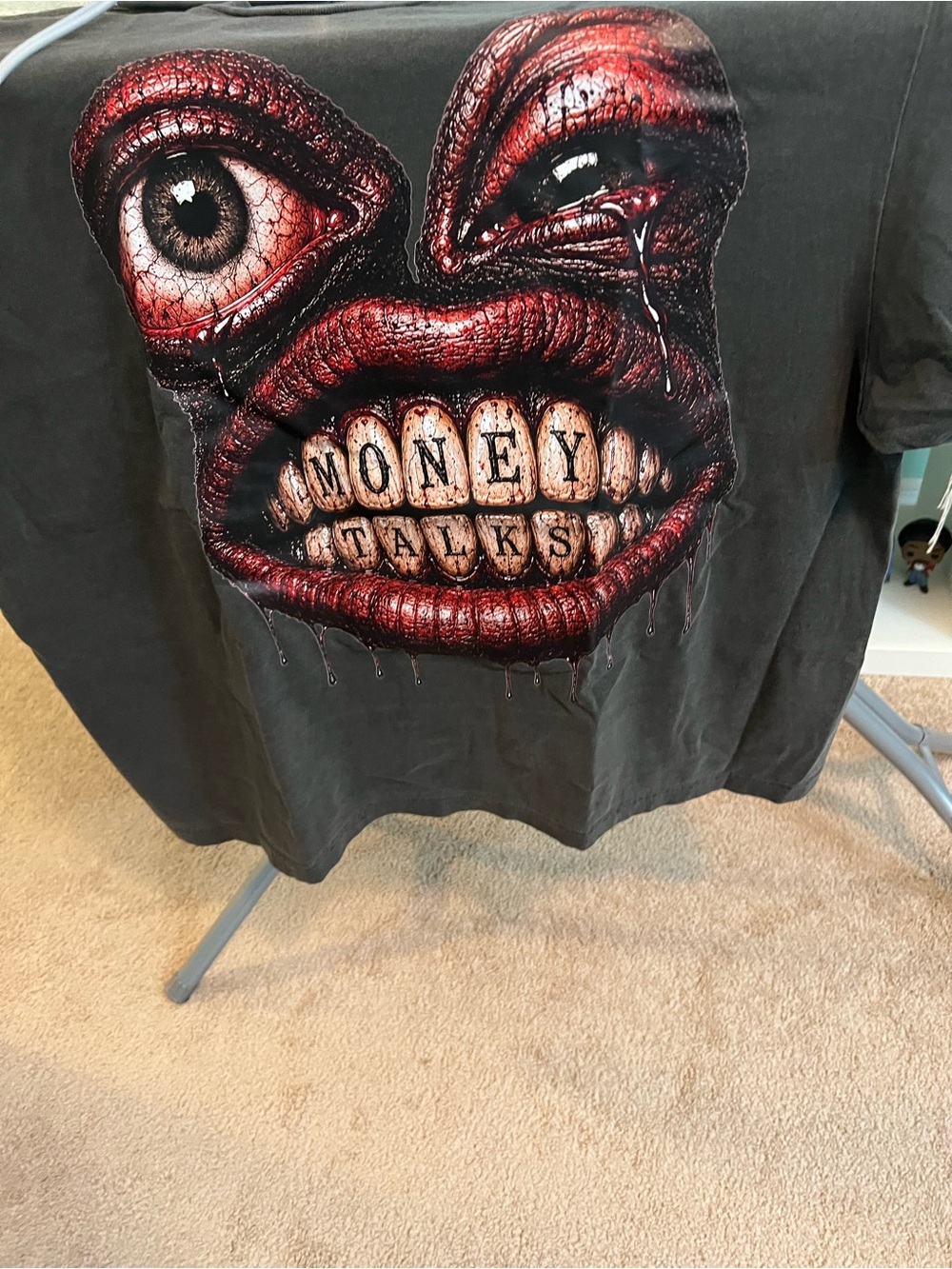Graphic 'Money Talks' Short Sleeve Tee - Black